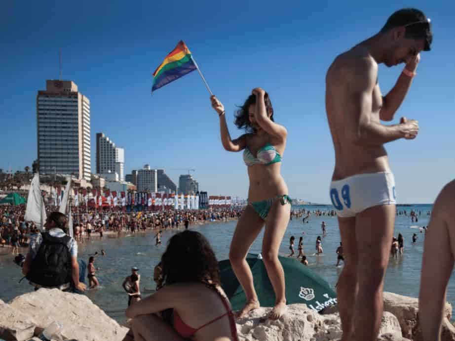 ״הרחק מהכותרות אנחנו מצליחים הרבה יותר בתחזוק של חברות על בסיס זהות משותפת״