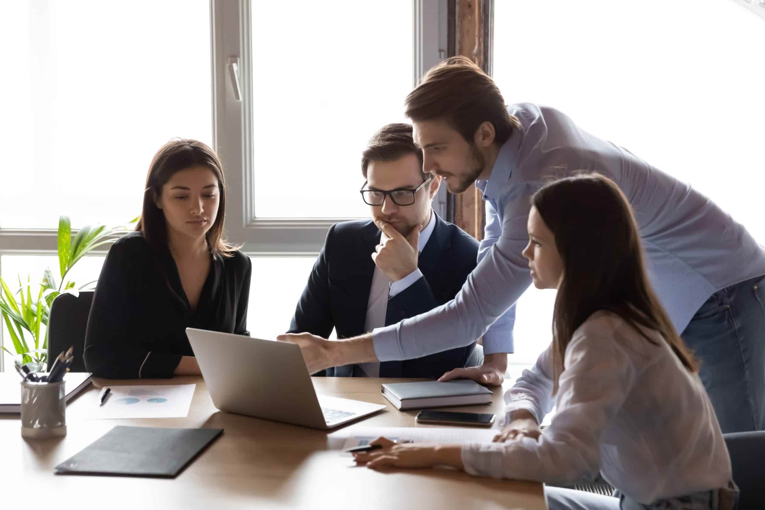 מאחורי מסך האפליה