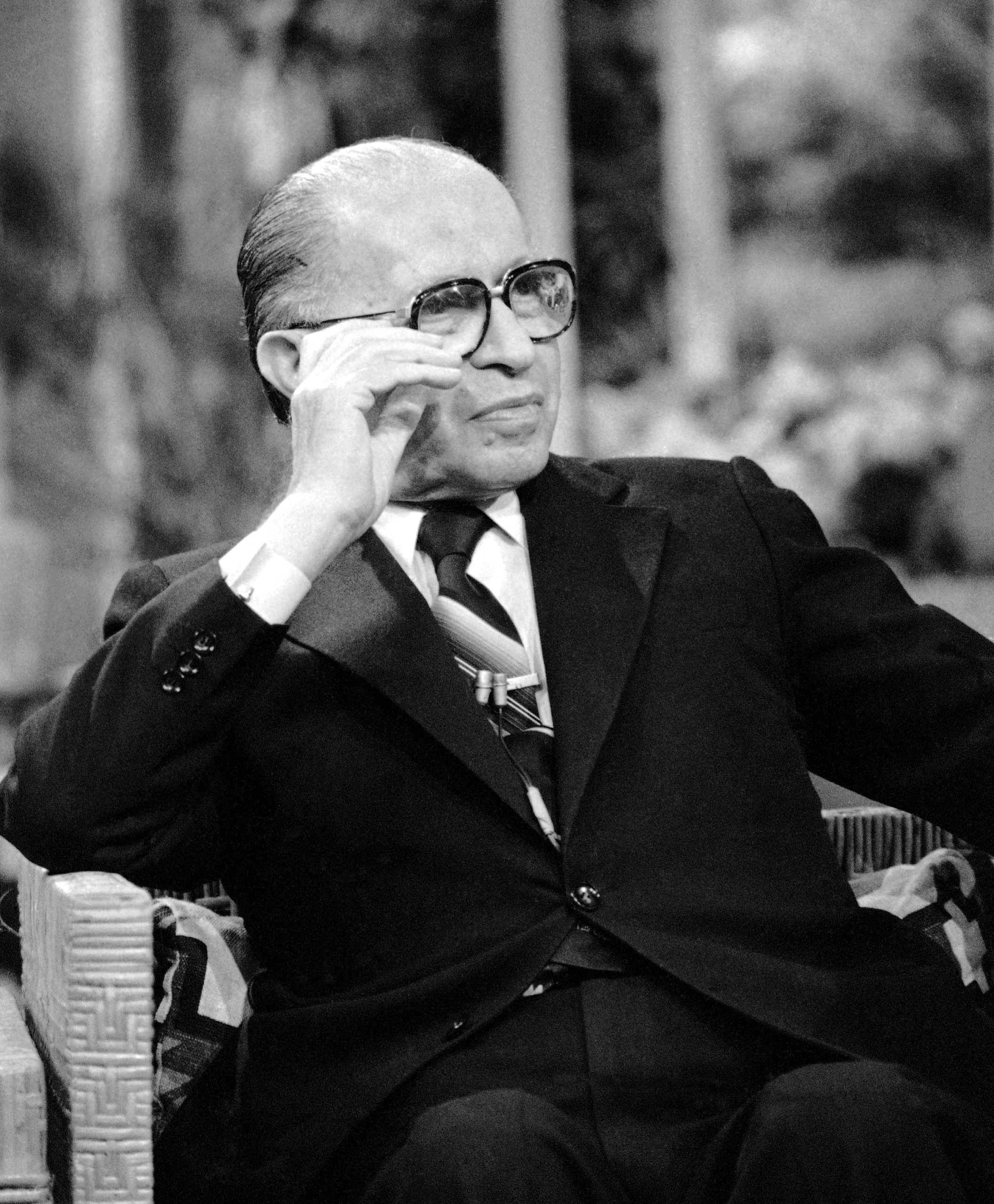 "לא תהא הפליה בין ערבי ליהודי"