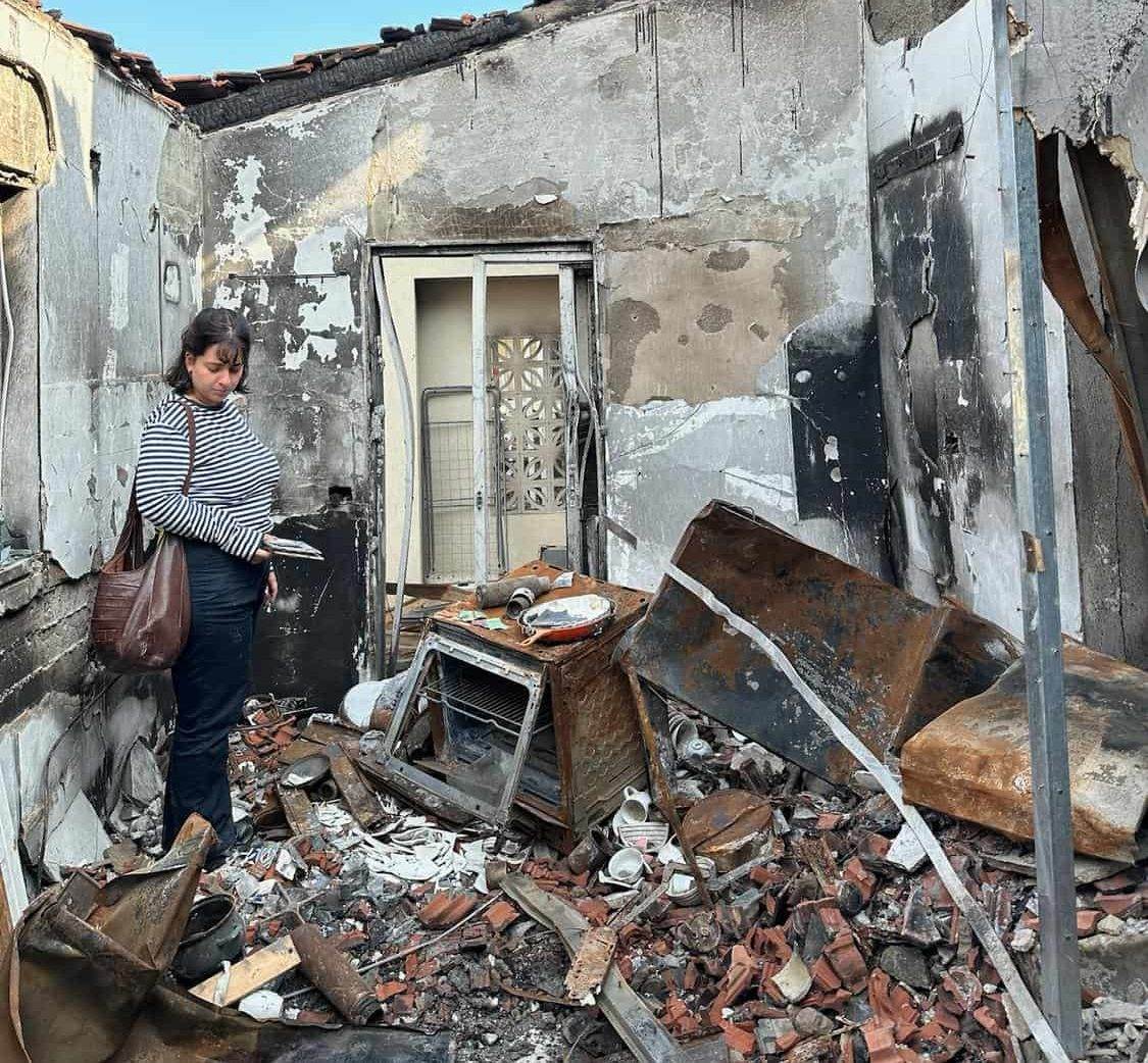 האם להישאר גם כשהבית בוער?