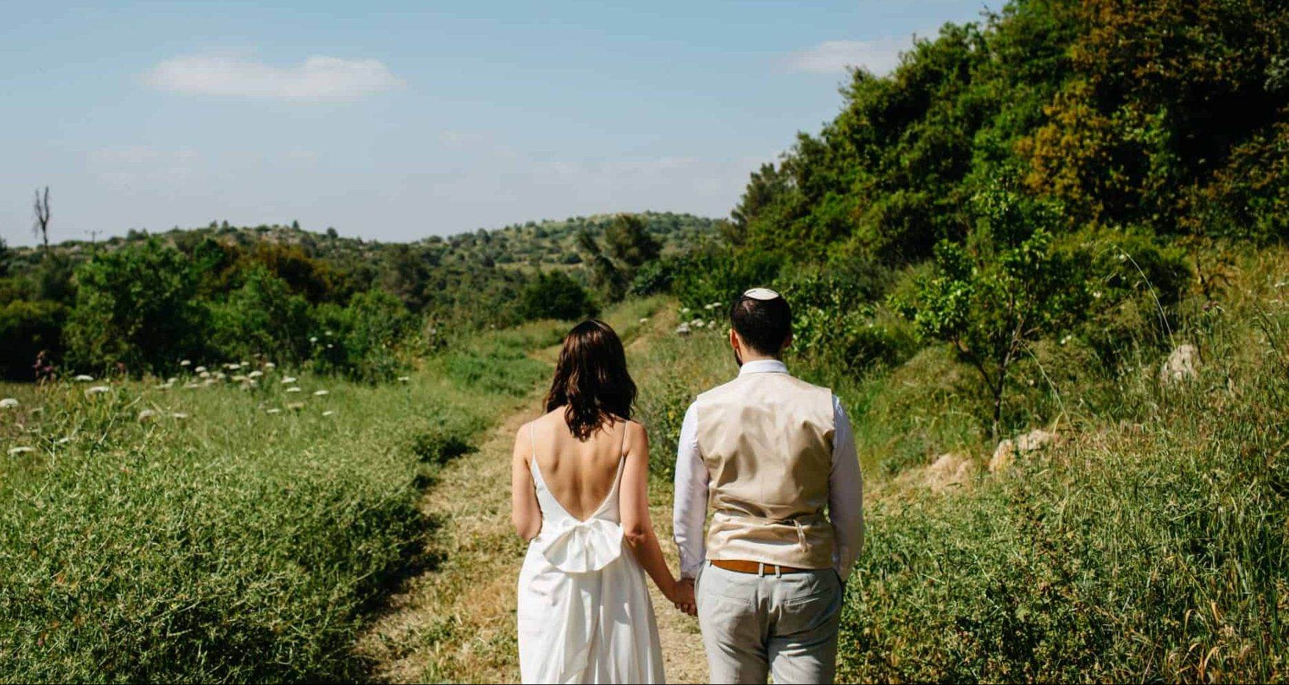 התחתנו כדת משה וישראל, עכשיו אנחנו פושעים